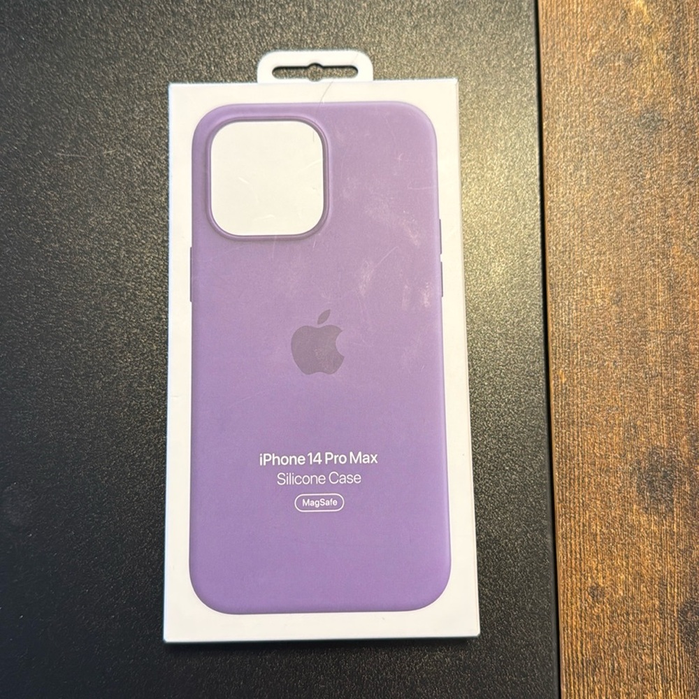 Bought new size phone. Never used .